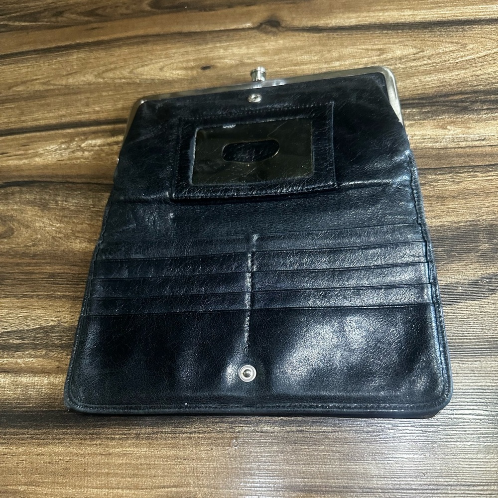 HOBO INTERNATIONAL BLACK LEATHER CLUTCH WALLET